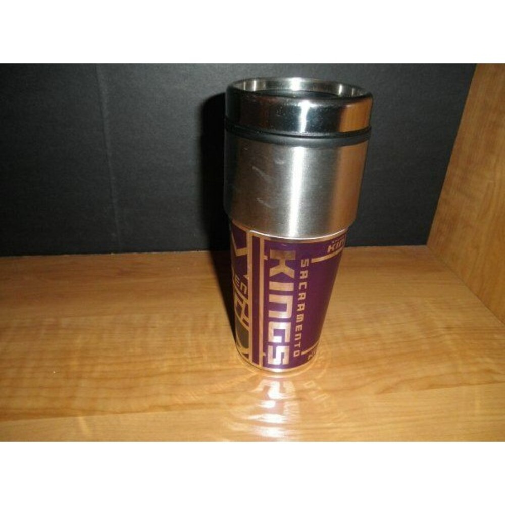 NEW SACRAMENTO KINGS TEAM NBA BASKETBALL PURPLE AND SILVER HOT 20 OZ. TUMBLER